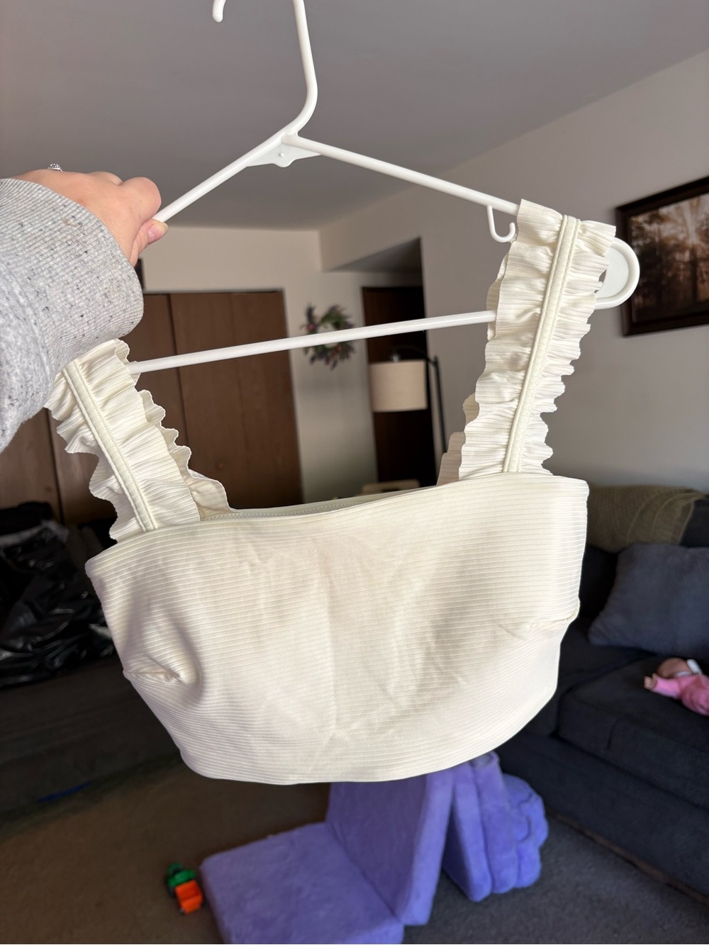 H&M Cream Ruffled Ribbed Crop Top